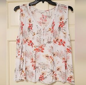 Skies Are Blue -White and Red Floral Blouse - Size 2X